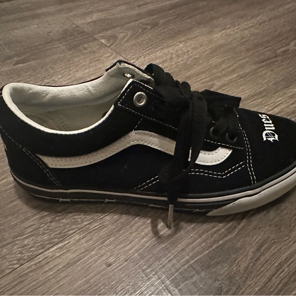 Vans Black & White Barbed Wire Logo Shoe Box - Picture 5 of 8